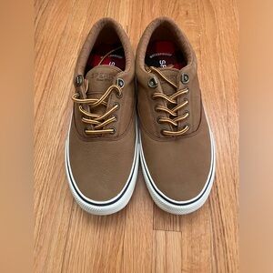 Sperry men’s 8.5 sneakers